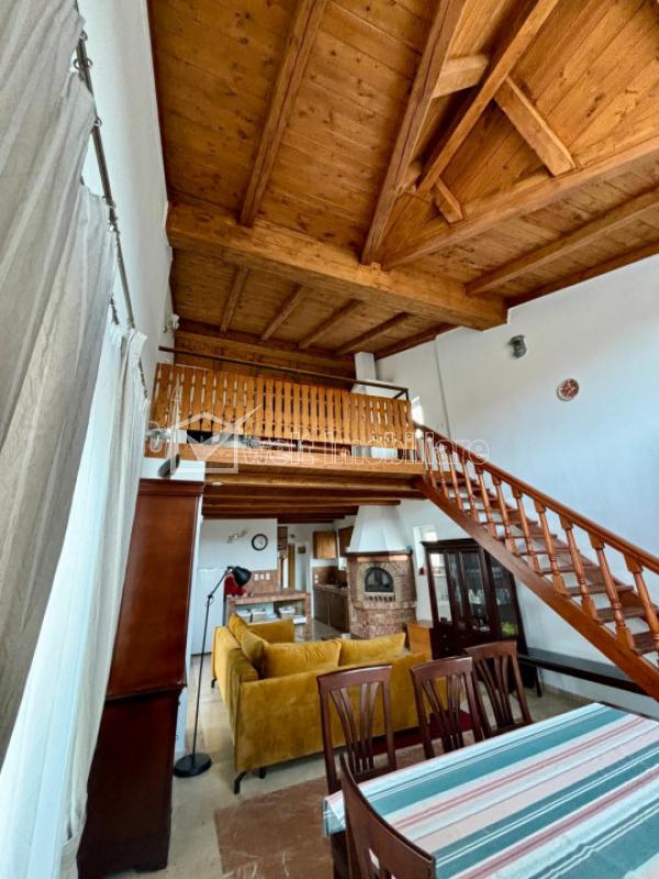 Casa 8 camere de vanzare in Savadisla, cartier Centru