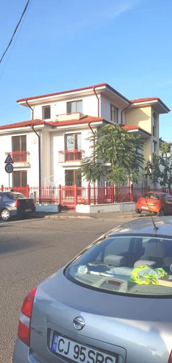 Casa 10 camere de vanzare in Cluj-napoca, cartier Zorilor