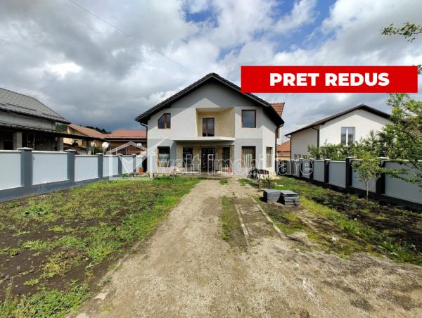 Casa 6 camere de vanzare in Campenesti, cartier Centru
