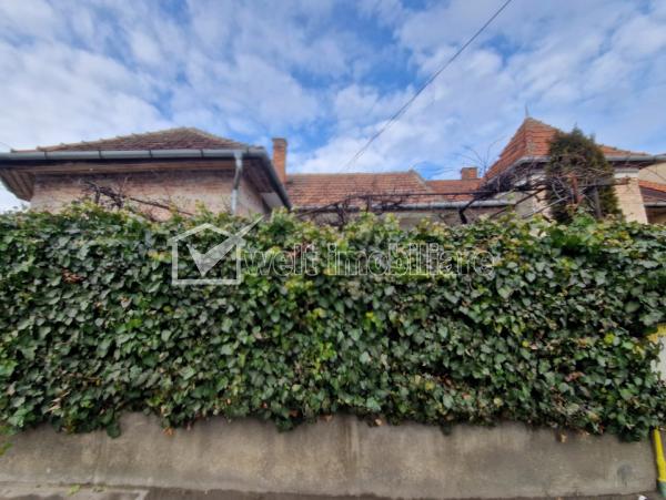 Casa 4 camere de vanzare in Cluj-napoca, cartier Dambul Rotund