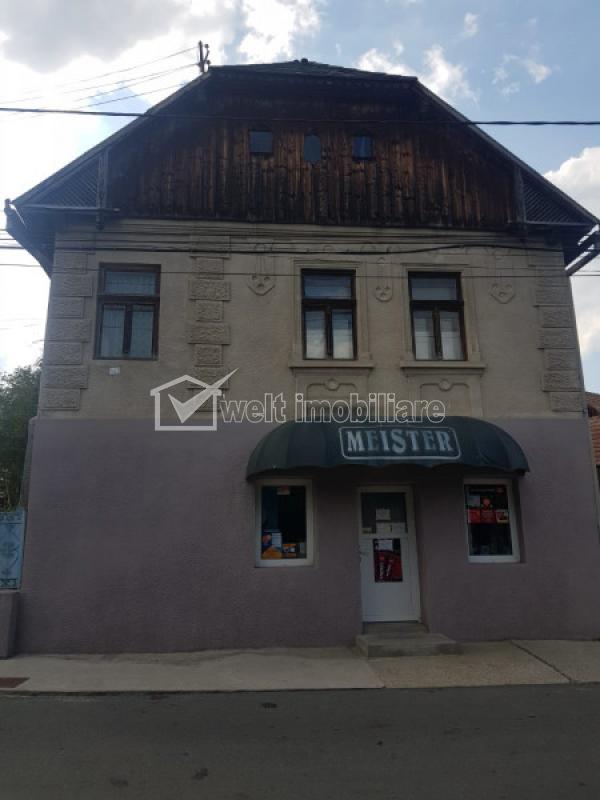 Casa 3 camere de vanzare in Manastireni, cartier Centru