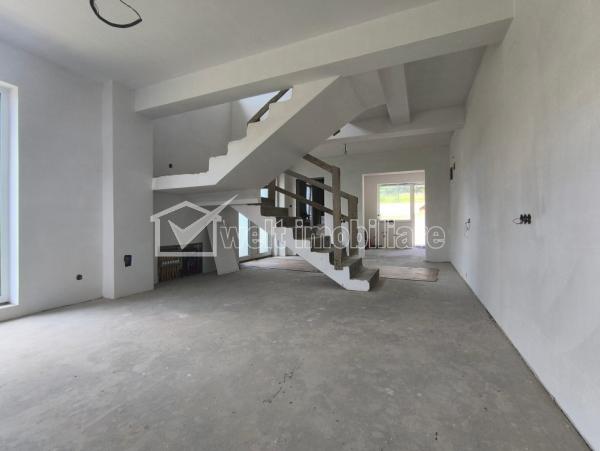 Casa 4 camere de vanzare in Cluj-napoca, cartier Dambul Rotund