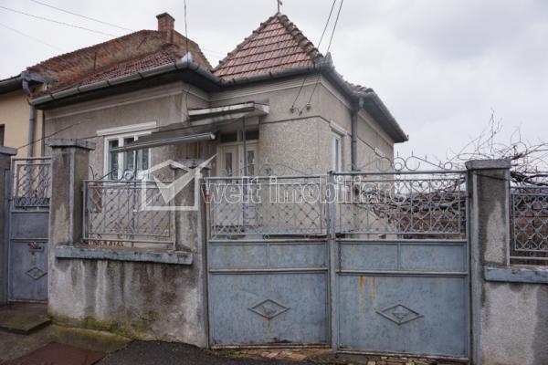 Casa 4 camere de vanzare in Cluj-napoca, cartier Dambul Rotund