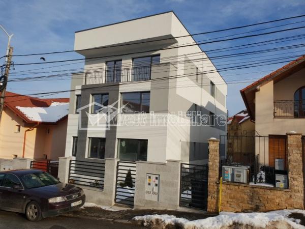 Casa 12 camere de vanzare in Cluj-napoca, cartier Andrei Muresanu