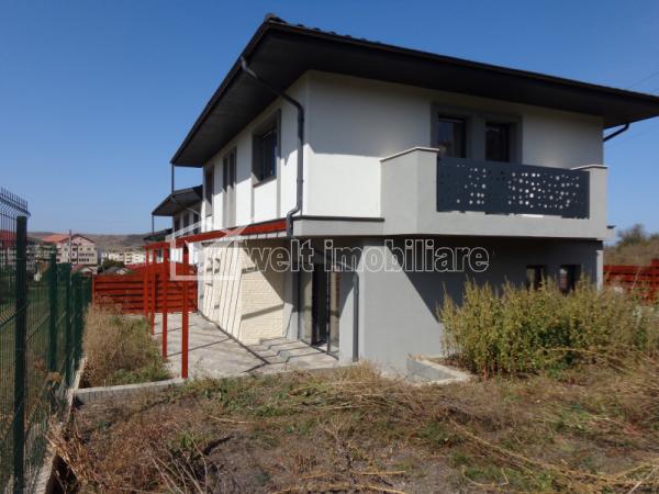 Casa 4 camere de vanzare in Apahida, cartier Centru