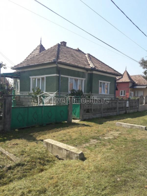 Casa 3 camere de vanzare in Bontida, cartier Centru