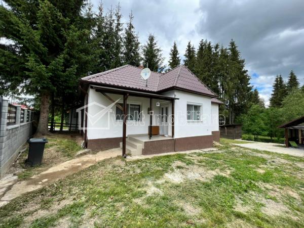 Casa 2 camere de vanzare in Belis, cartier Centru