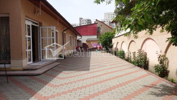 Casa 4 camere de vanzare in Cluj-napoca, cartier Dambul Rotund
