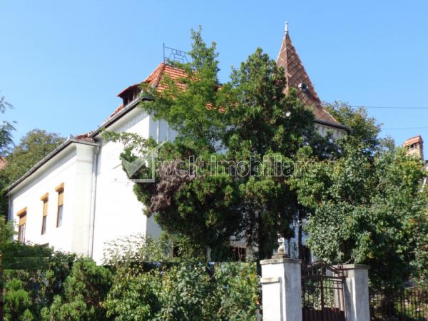 Casa 11 camere de vanzare in Cluj-napoca, cartier Centru