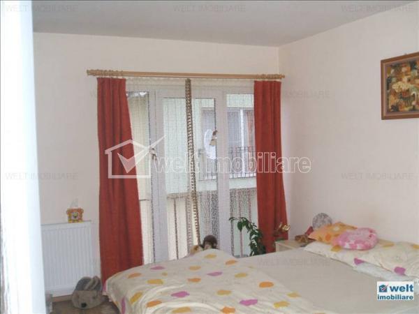 Casa 3 camere de vanzare in Floresti