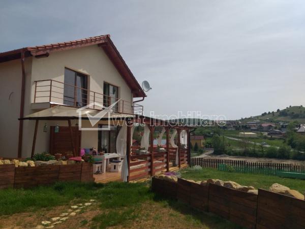 Casa 4 camere de vanzare in Salicea, cartier Centru