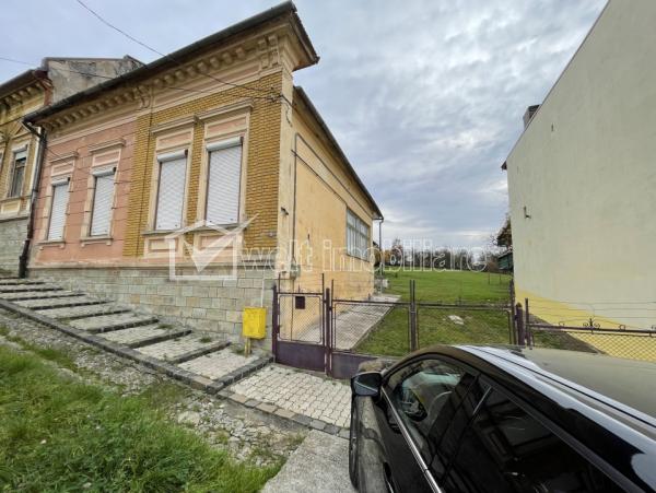 Casa 5 camere de vanzare in Dej, cartier Centru