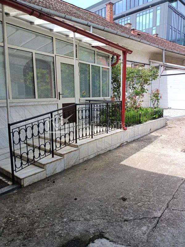 Casa 3 camere de vanzare in Cluj-napoca, cartier Centru