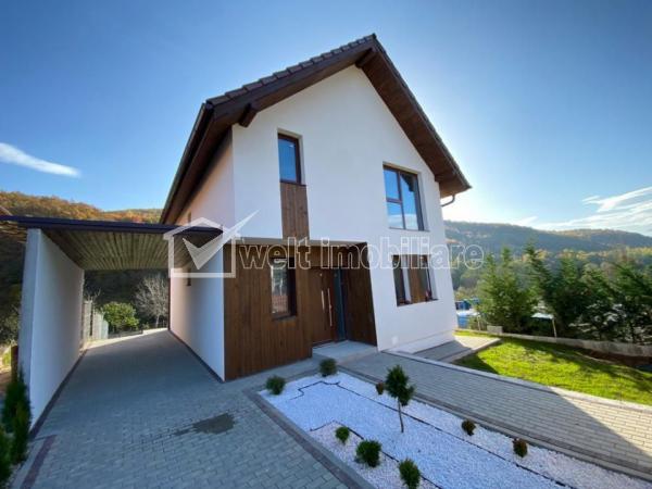 Casa 4 camere de vanzare in Salicea, cartier Centru