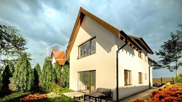 Casa 4 camere de vanzare in Gheorghieni, cartier Centru