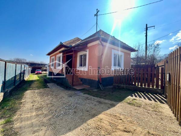 Casa 3 camere de vanzare in Finisel, cartier Centru