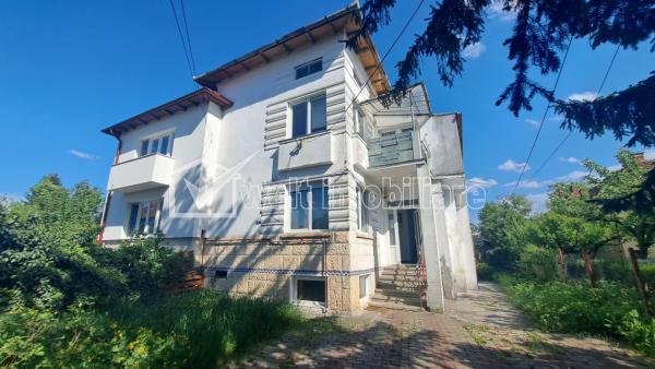 Casa 5 camere de inchiriat in Cluj-napoca, cartier Andrei Muresanu