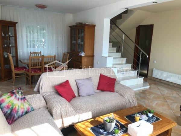 Casa 4 camere de inchiriat in Sannicoara, cartier Centru