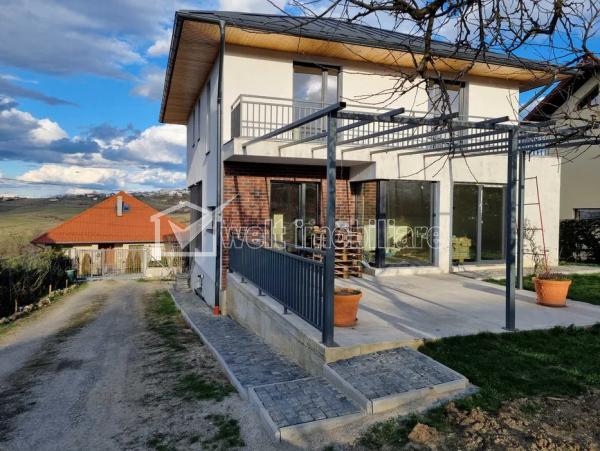 Casa 4 camere de inchiriat in Cluj-napoca, cartier Borhanci